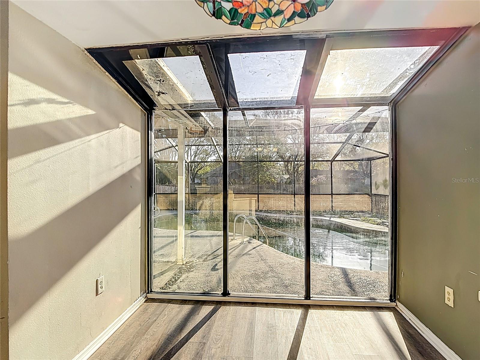 TURTLE LAKES - Residential