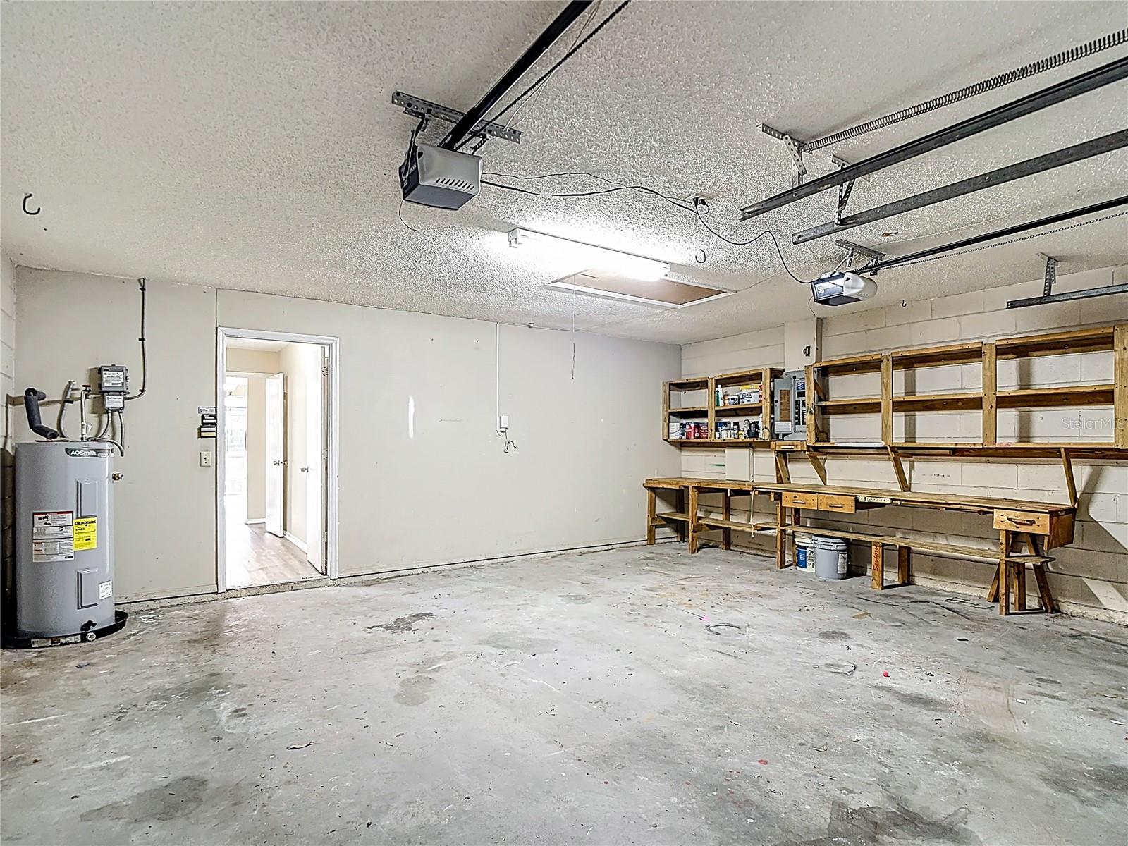 TURTLE LAKES - Residential