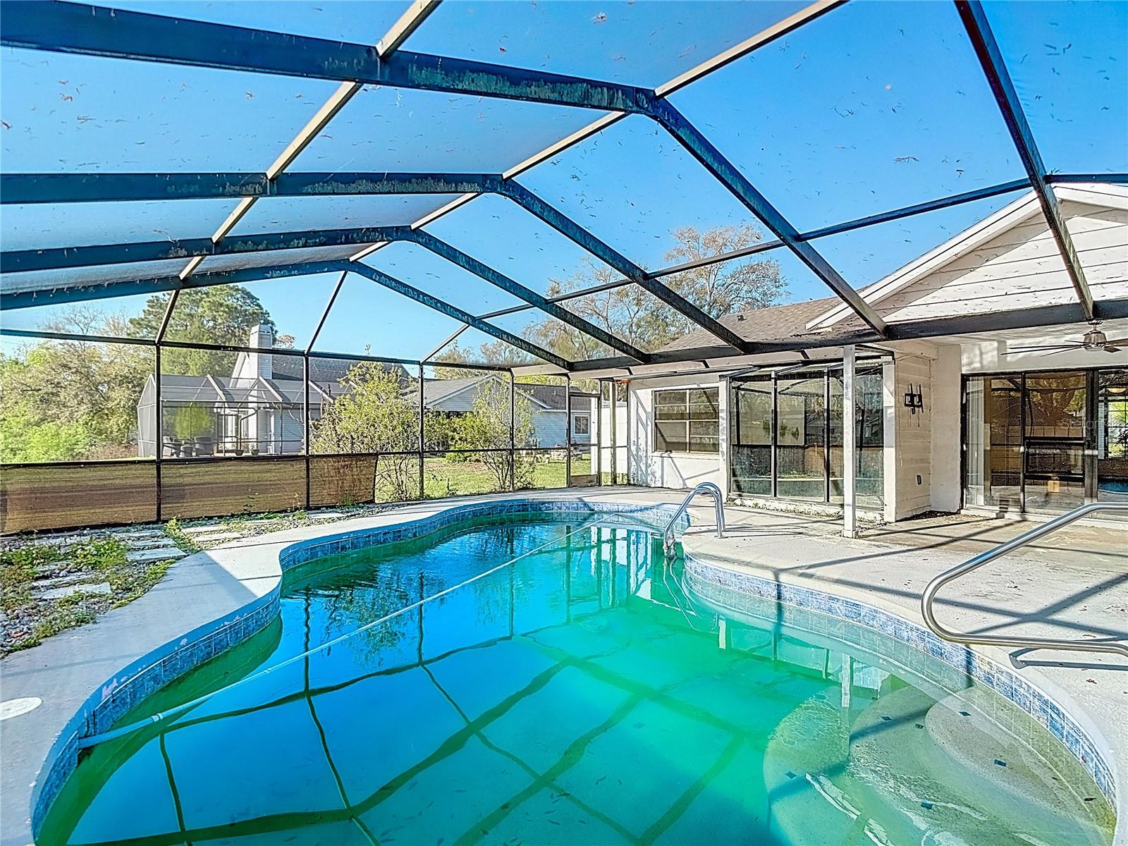 TURTLE LAKES - Residential