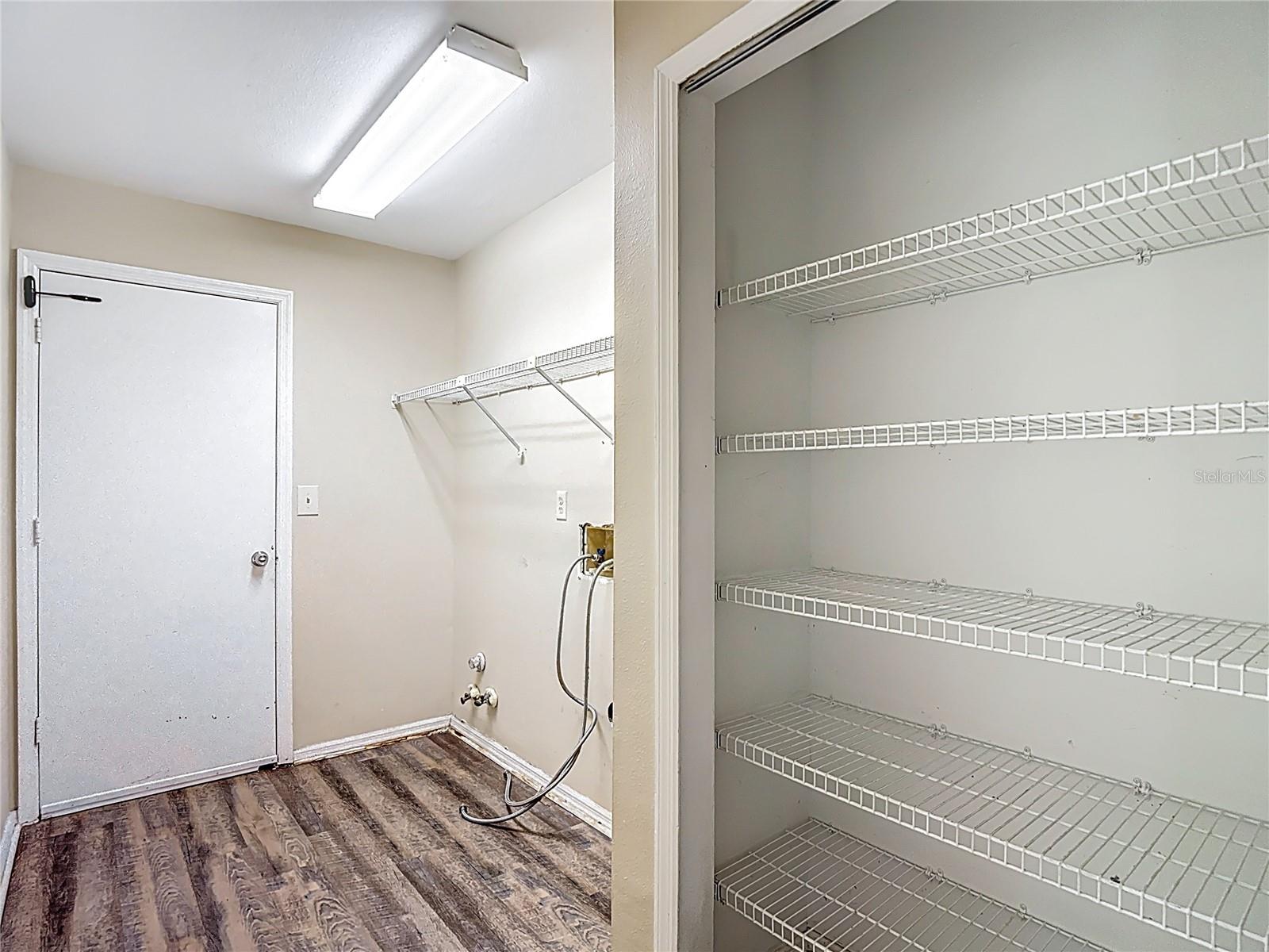 TURTLE LAKES - Residential