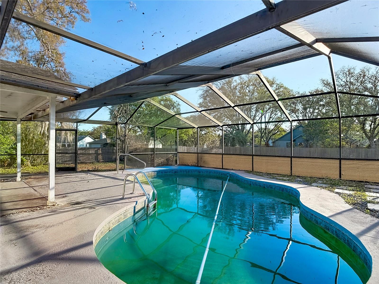 TURTLE LAKES - Residential