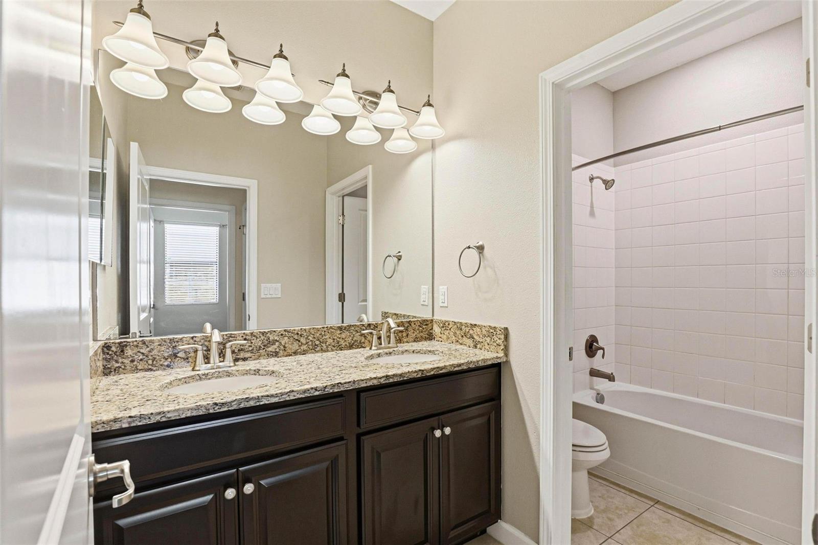 CONNERTON VILLAGE 2 PRCL 213 PH 1C - Residential