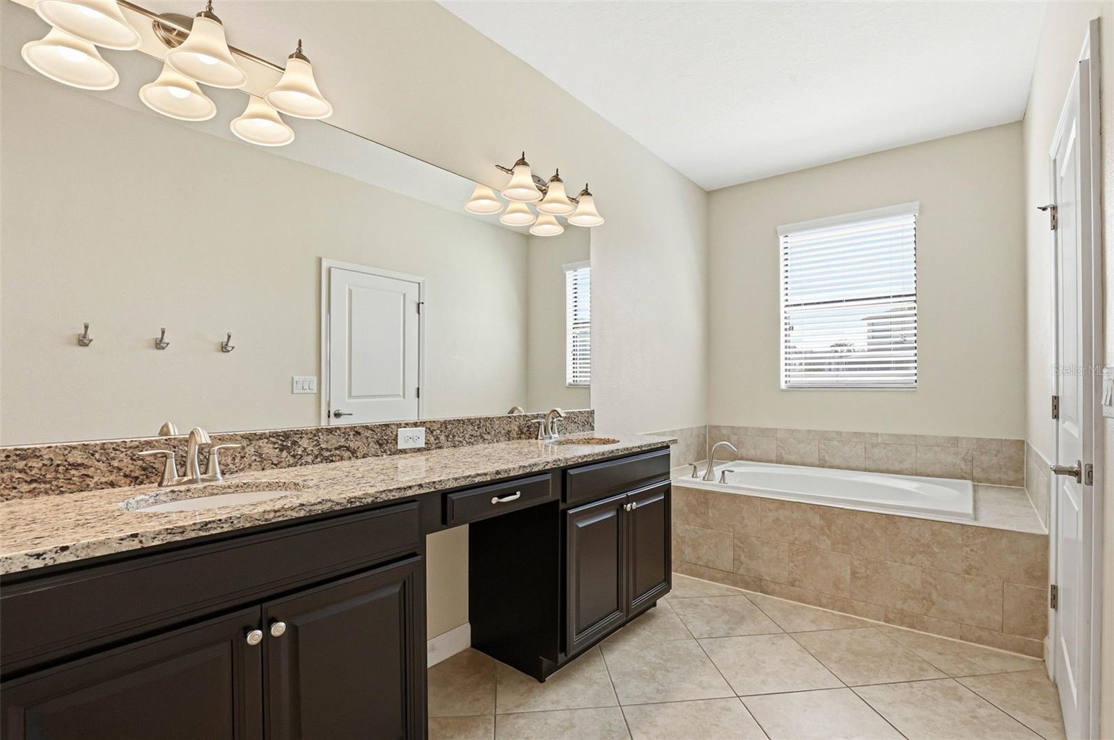 CONNERTON VILLAGE 2 PRCL 213 PH 1C - Residential