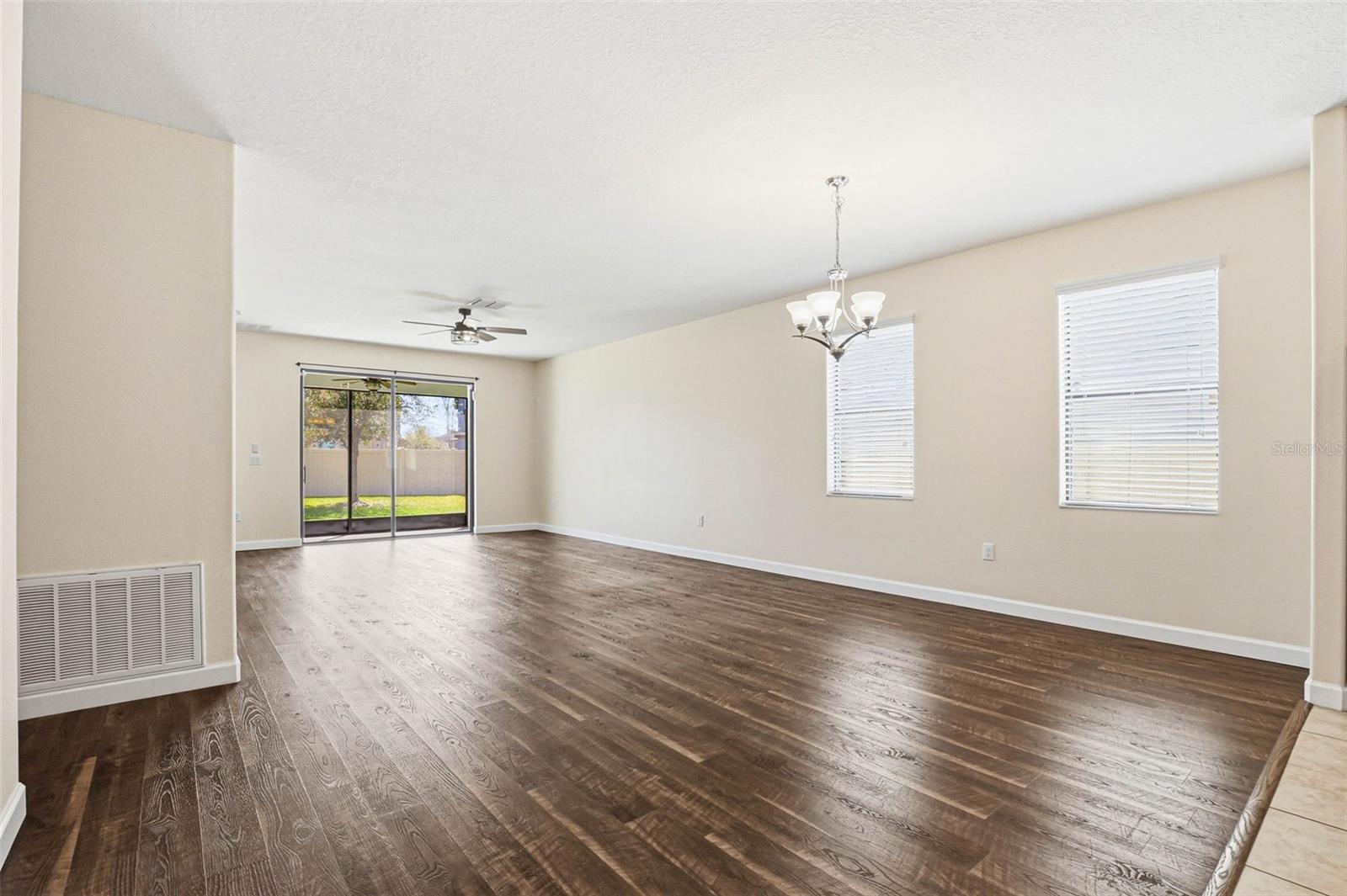 CONNERTON VILLAGE 2 PRCL 213 PH 1C - Residential