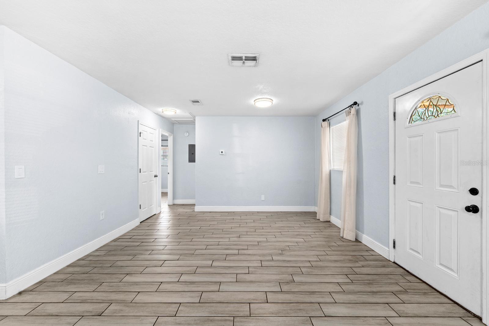 INTERBAY - Residential