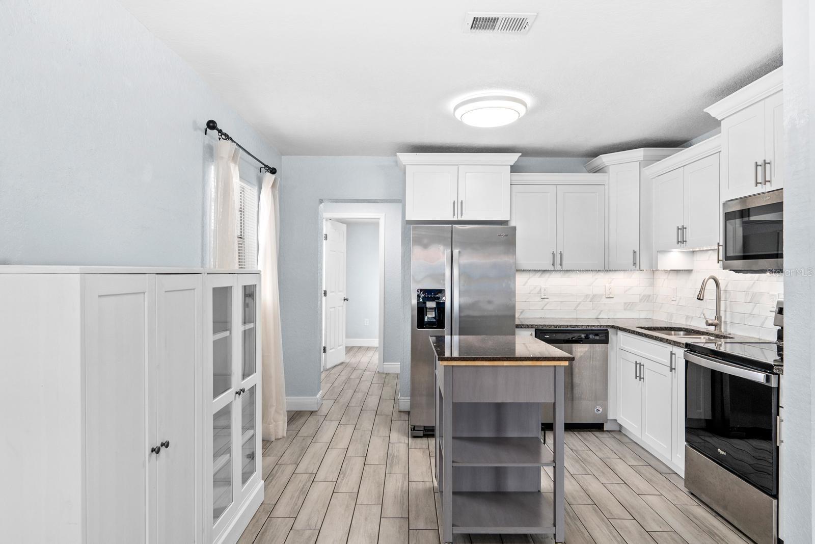 INTERBAY - Residential