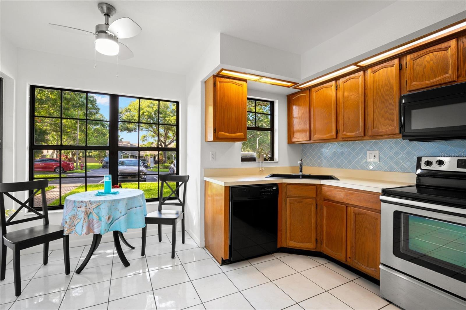 2668 BENTLEY DRIVE