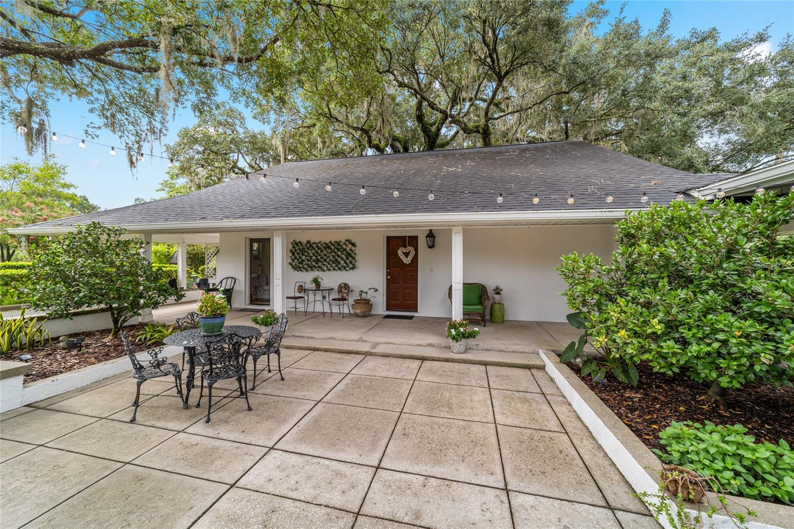 ALVAREZ GRANT - Residential
