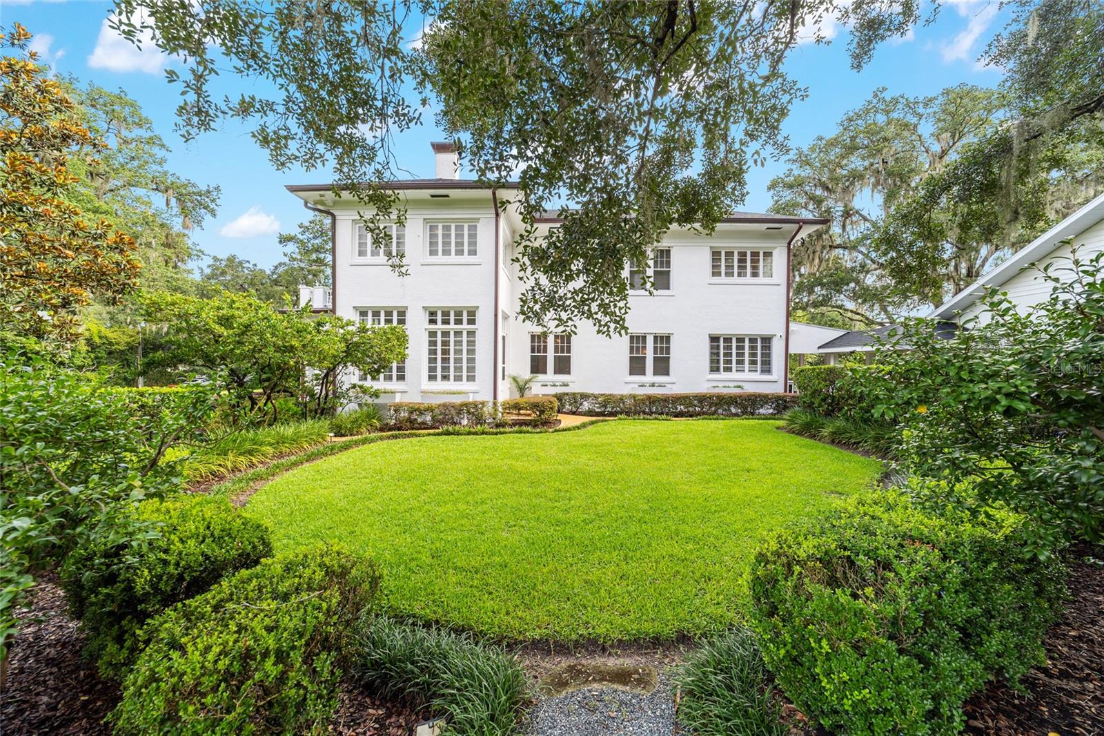 ALVAREZ GRANT - Residential