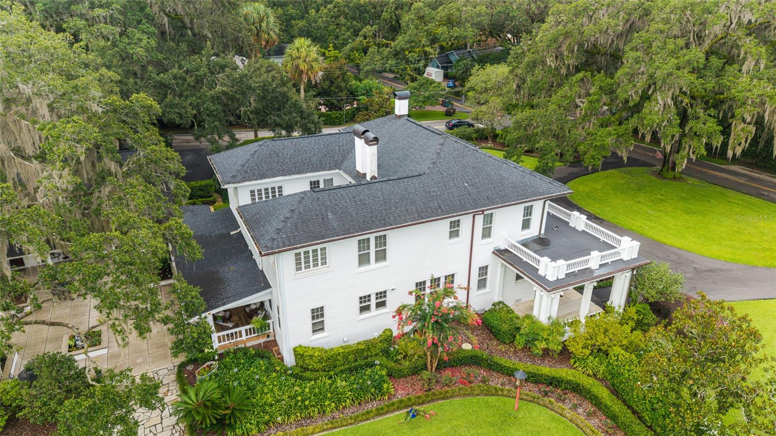 ALVAREZ GRANT - Residential