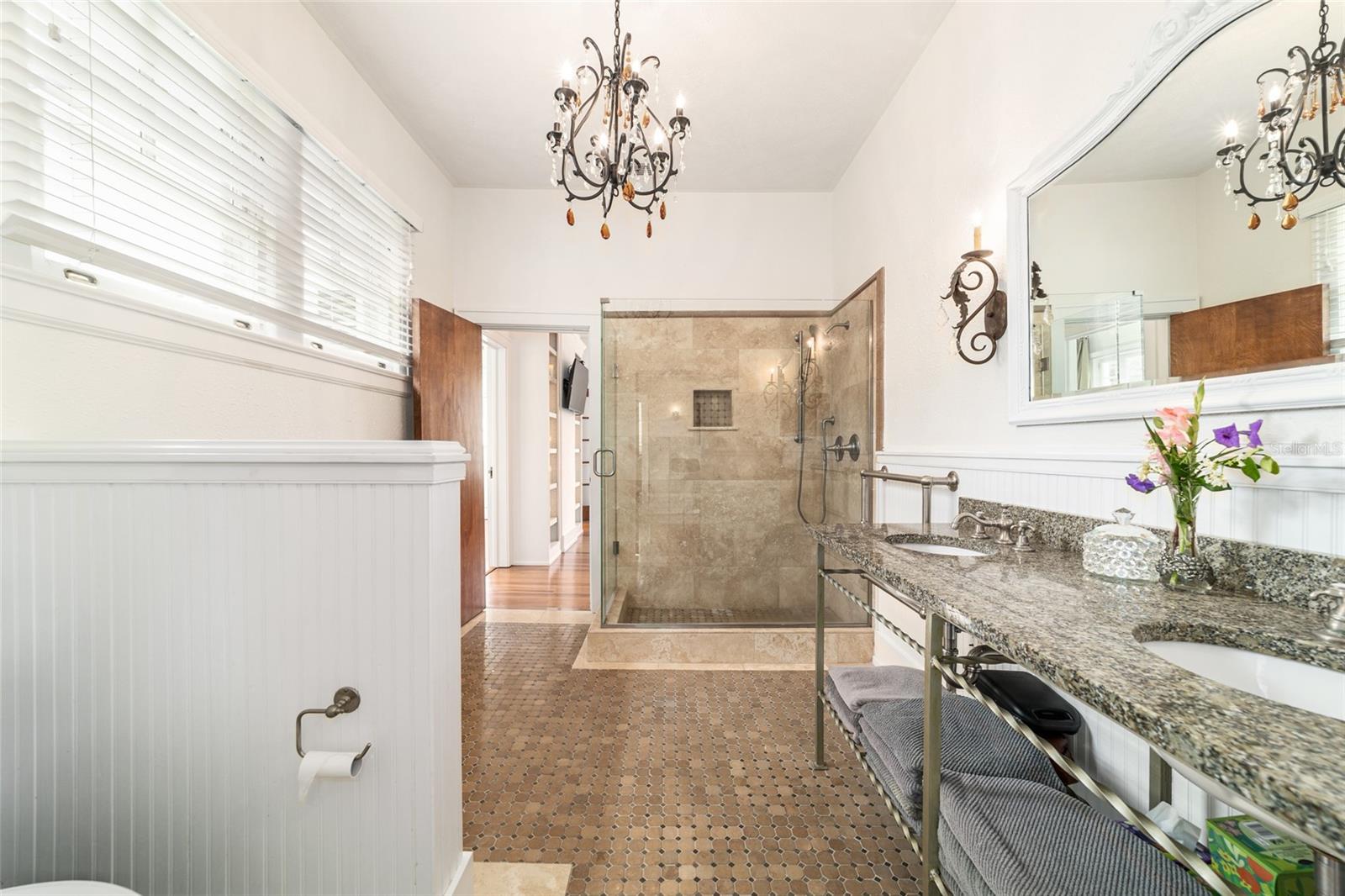 ALVAREZ GRANT - Residential