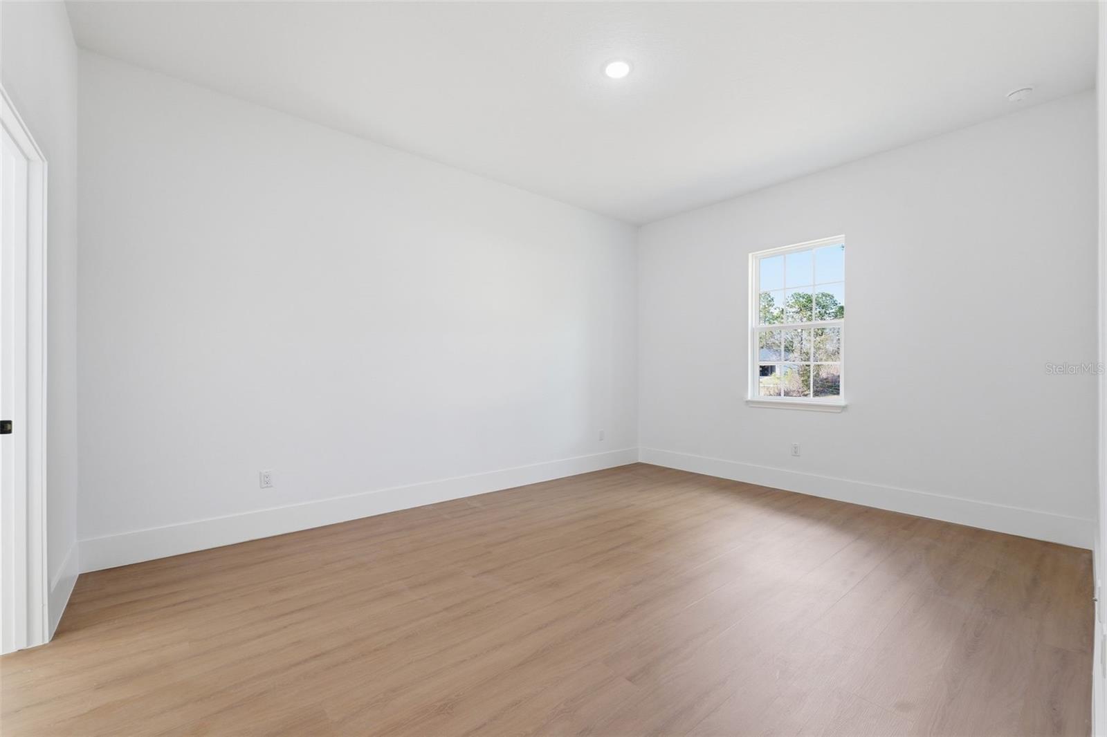 CITRUS SPGS UNIT 11 - Residential