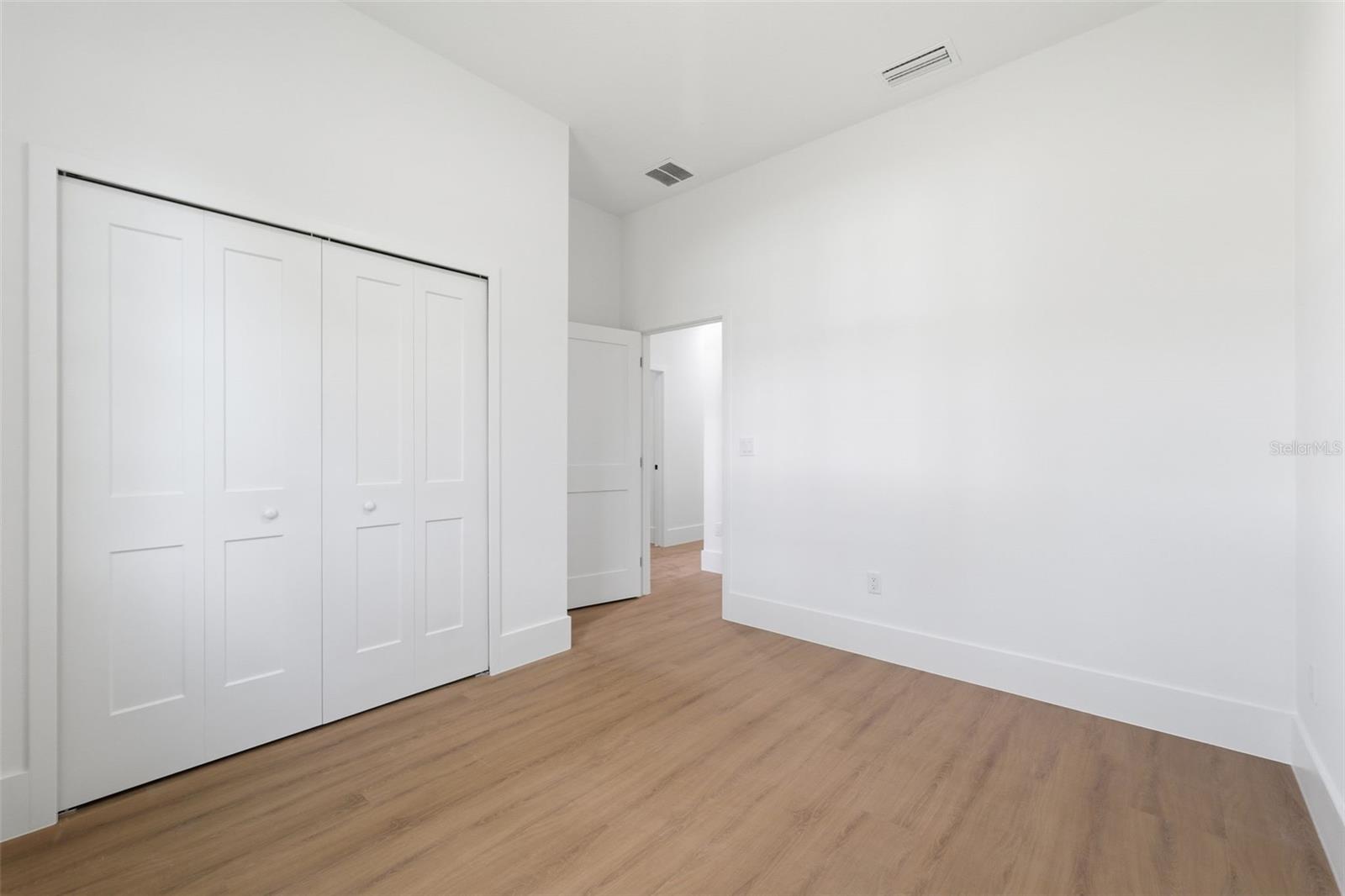 CITRUS SPGS UNIT 11 - Residential