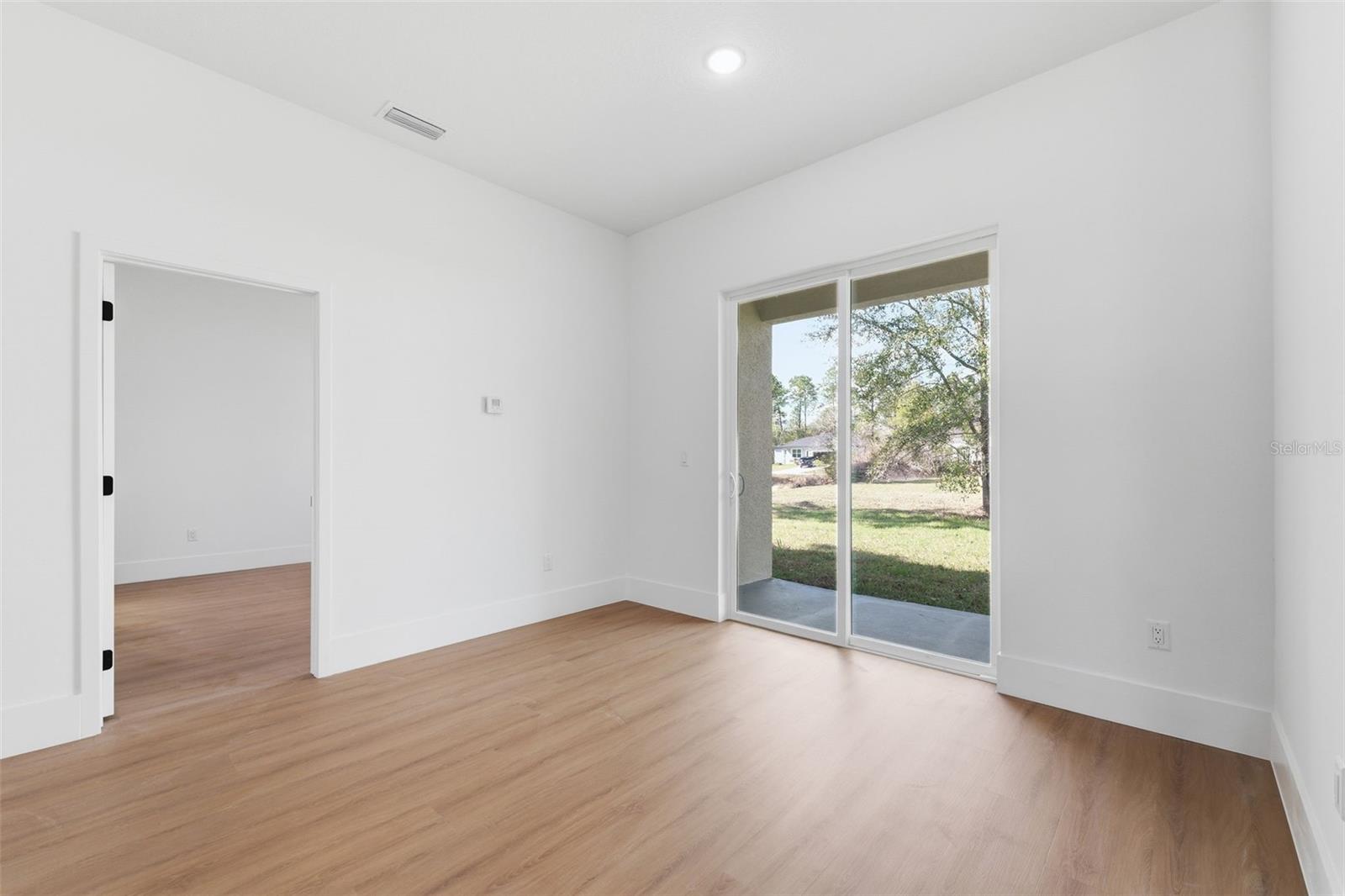 CITRUS SPGS UNIT 11 - Residential