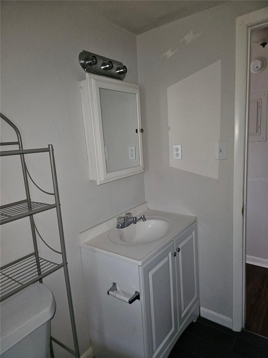 UNPLATTED - Residential Lease