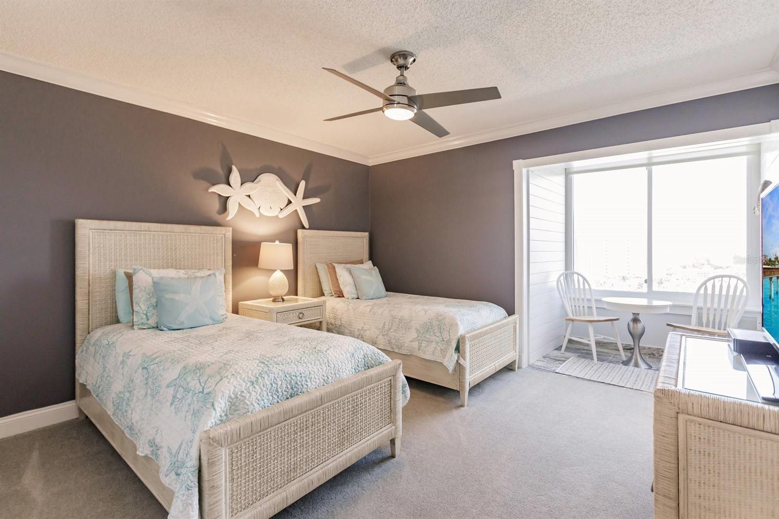 PEPPERTREE BAY IV - Residential Lease