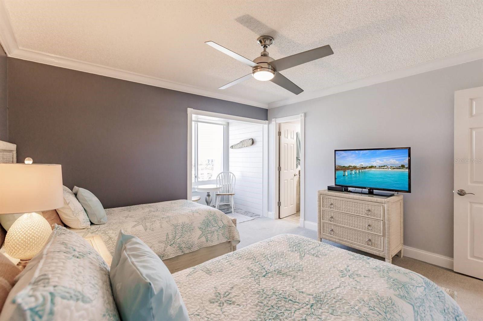 PEPPERTREE BAY IV - Residential Lease