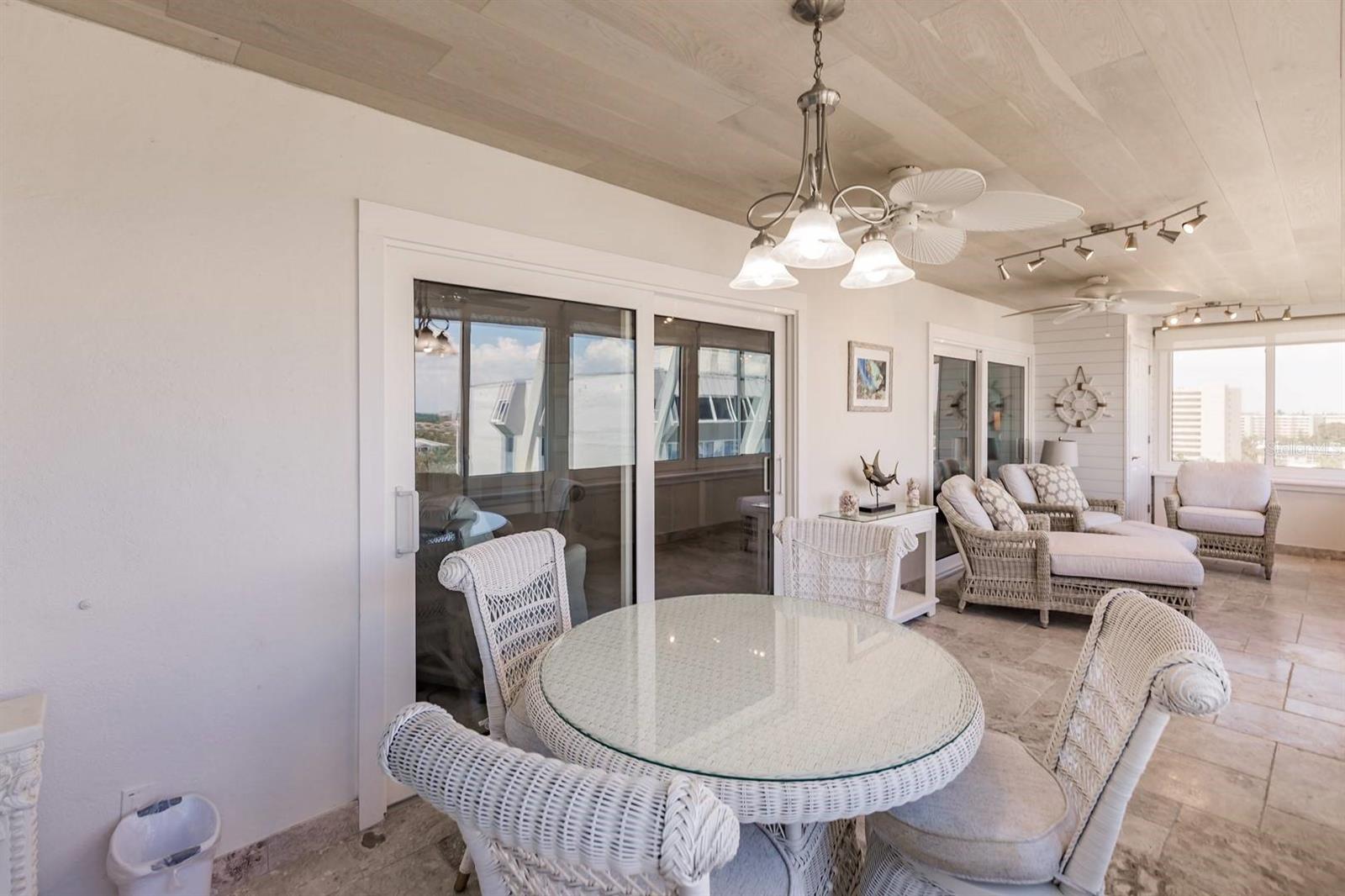 PEPPERTREE BAY IV - Residential Lease