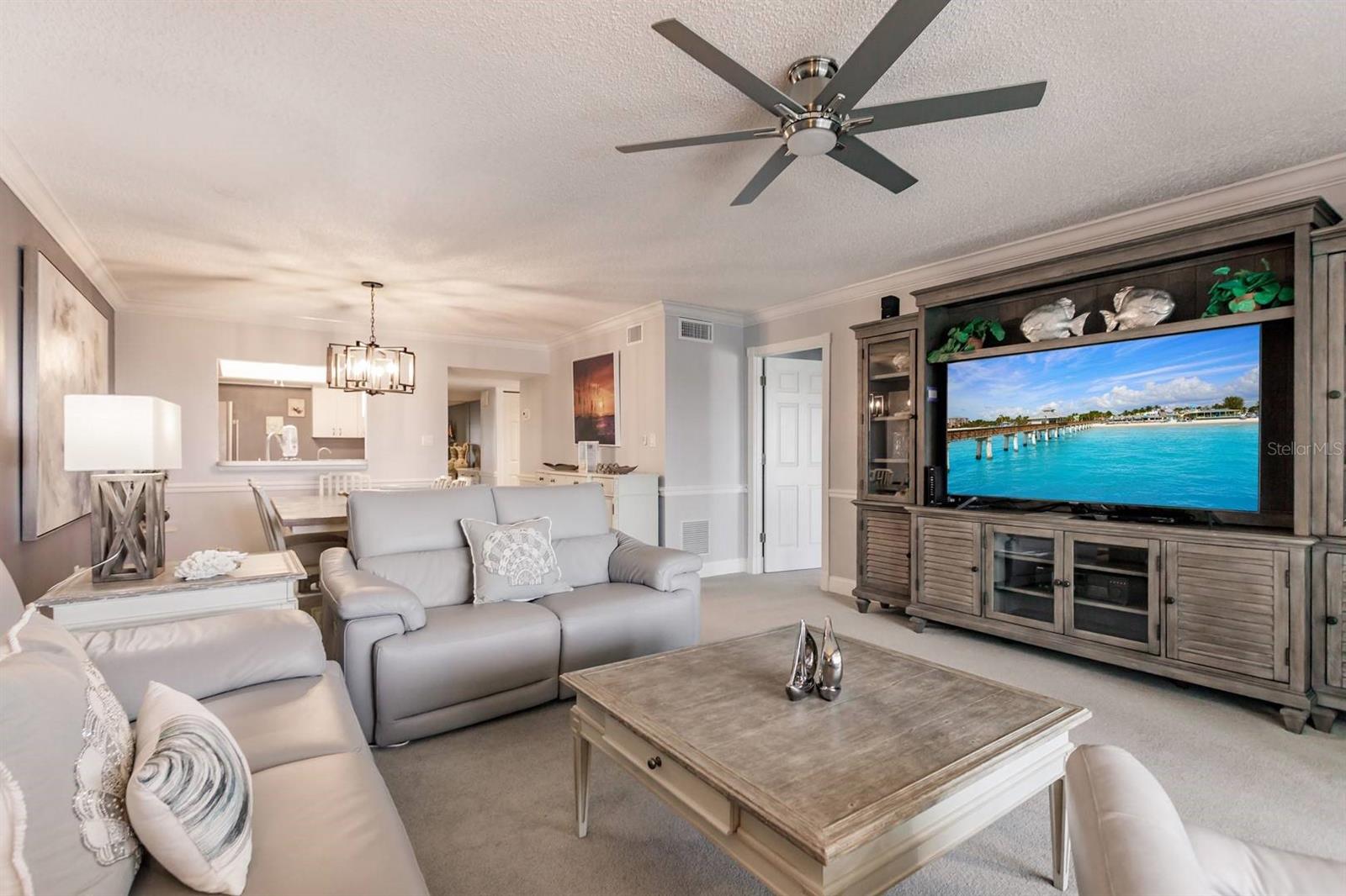 PEPPERTREE BAY IV - Residential Lease