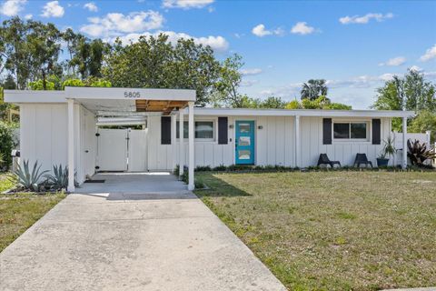 Photo of 5805 S Hubert Avenue, Tampa, FL 33616 (MLS # TB8371417)