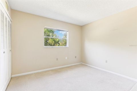 A home in LONGWOOD