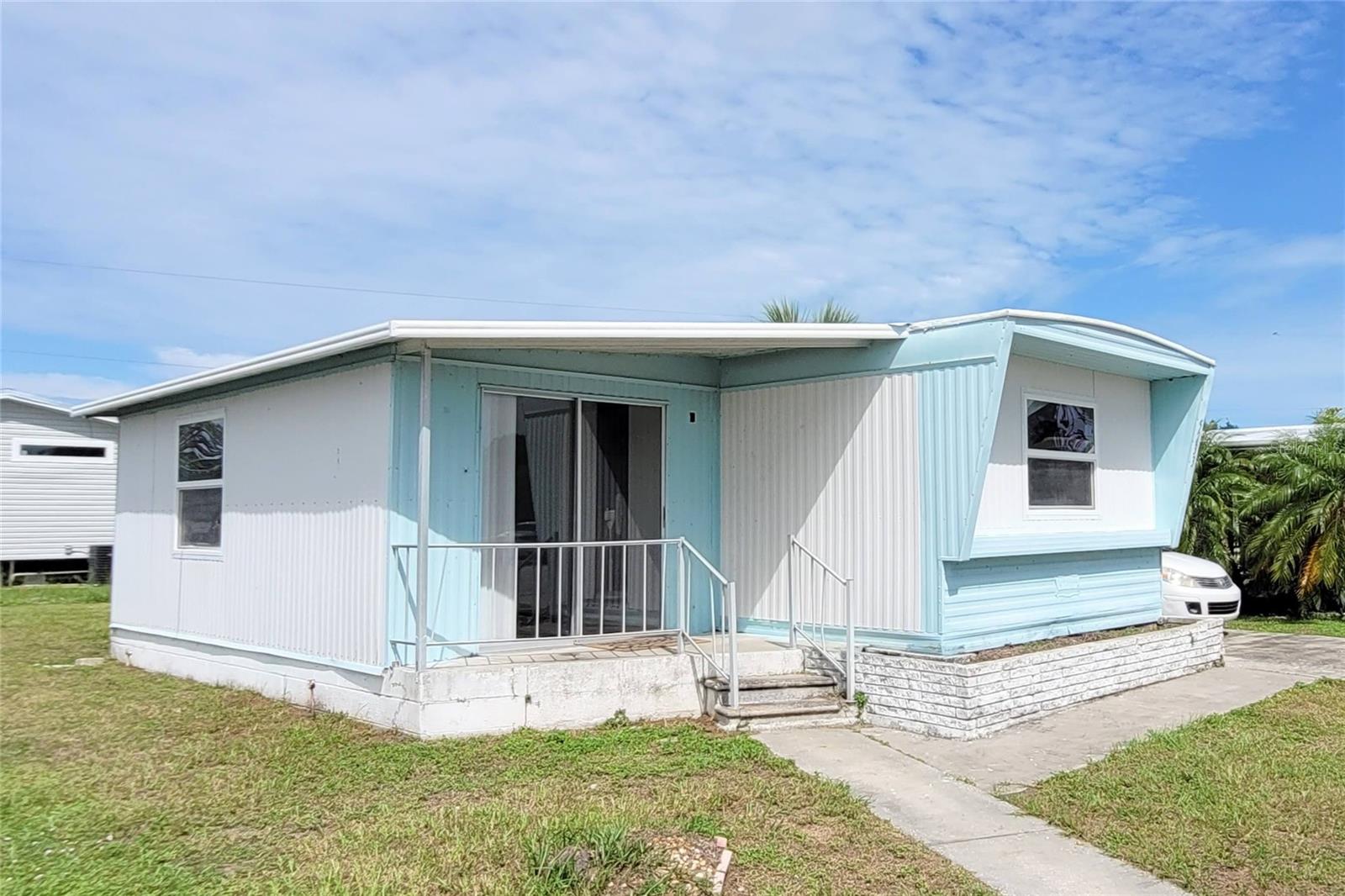 TRI-PAR ESTATES - Residential