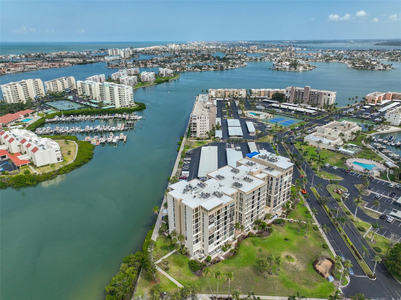 7400 SUN ISLAND DRIVE S 412