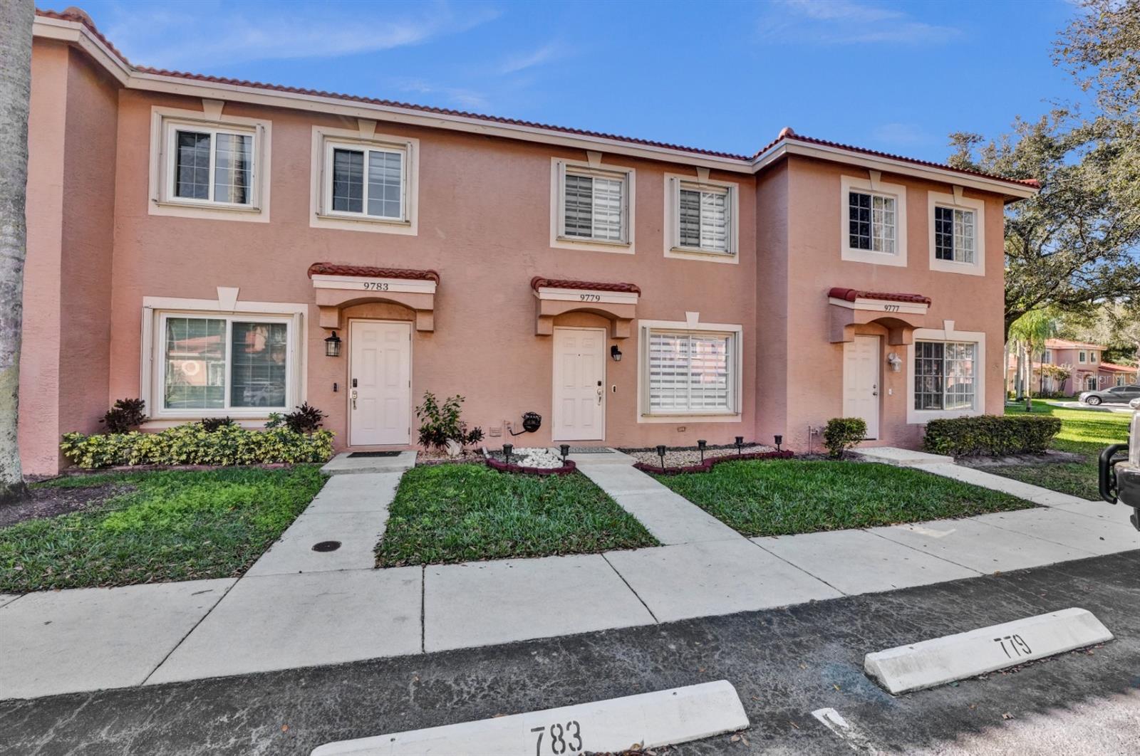 9779 KAMENA CIRCLE