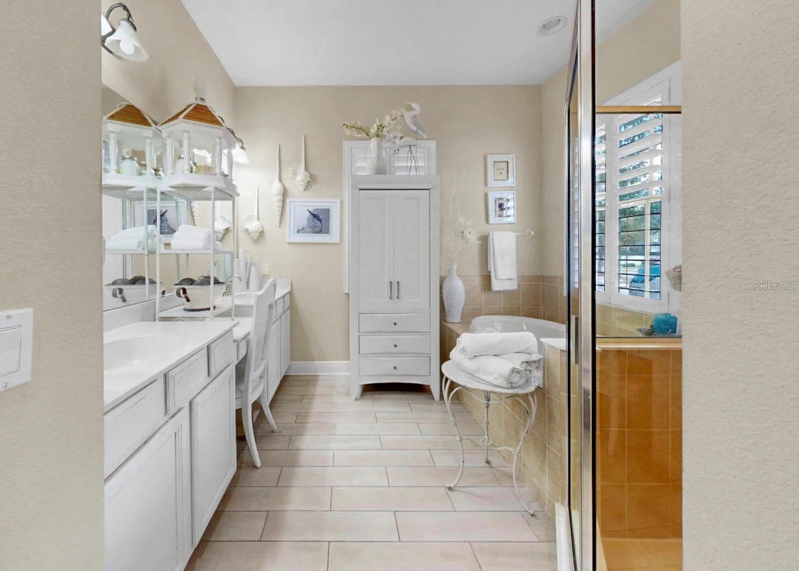 MIRABAY PH 3A-1 - Residential