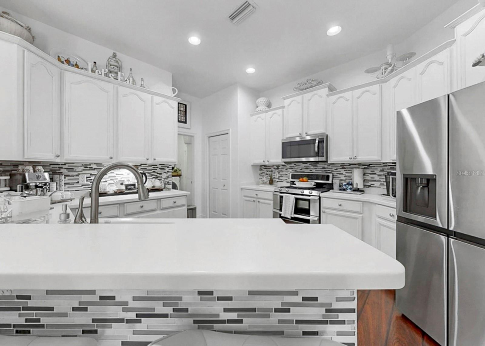 MIRABAY PH 3A-1 - Residential