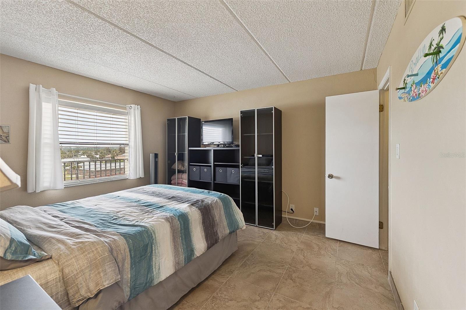 OCEAN WATCH - Residential