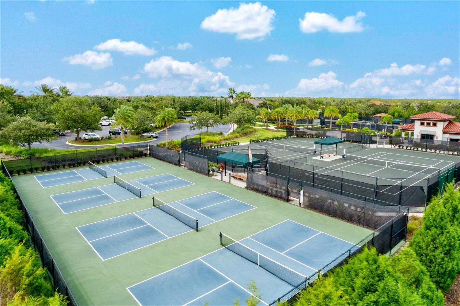 LAKE CLUB PH I - Residential