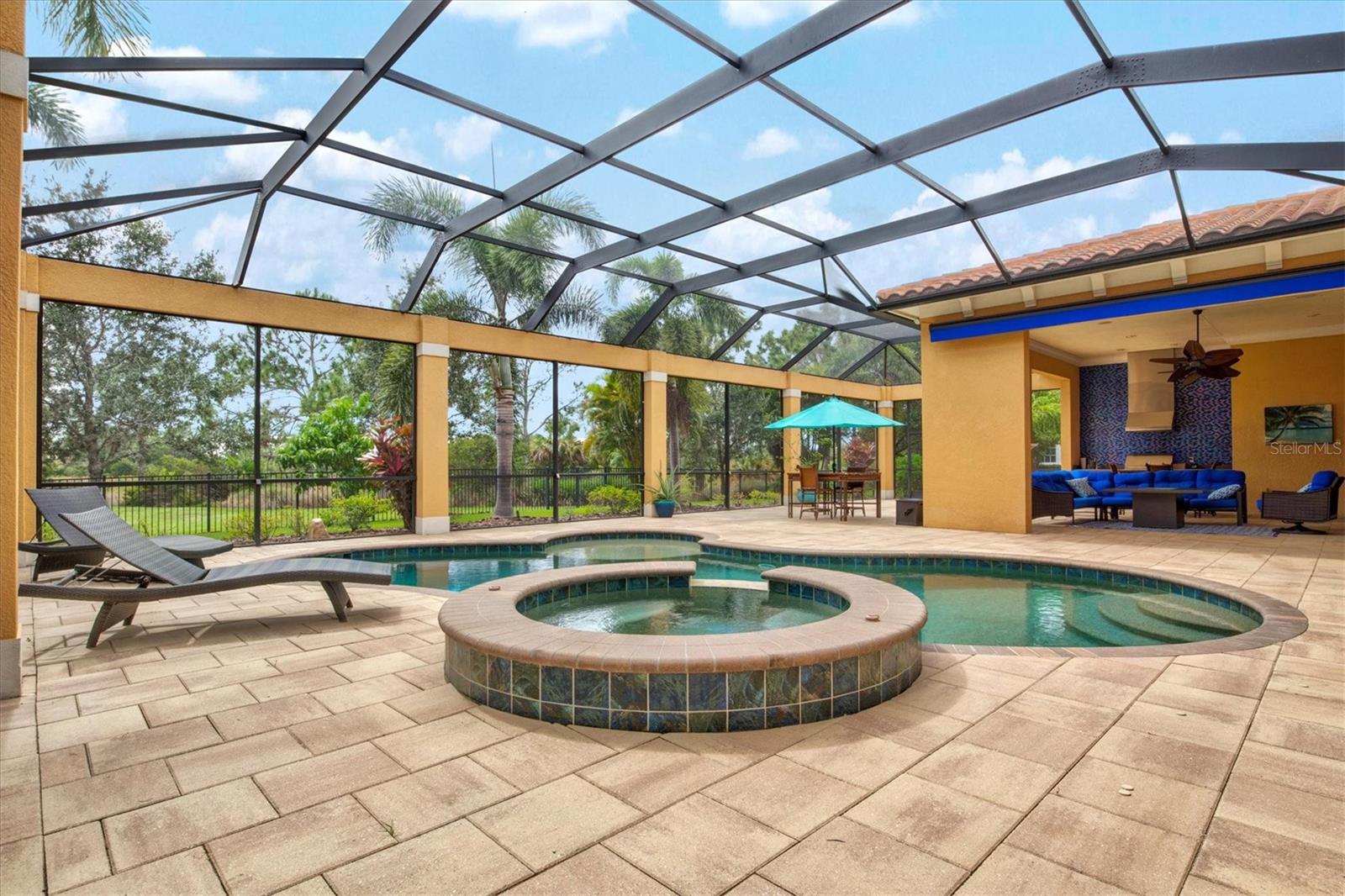 LAKE CLUB PH I - Residential