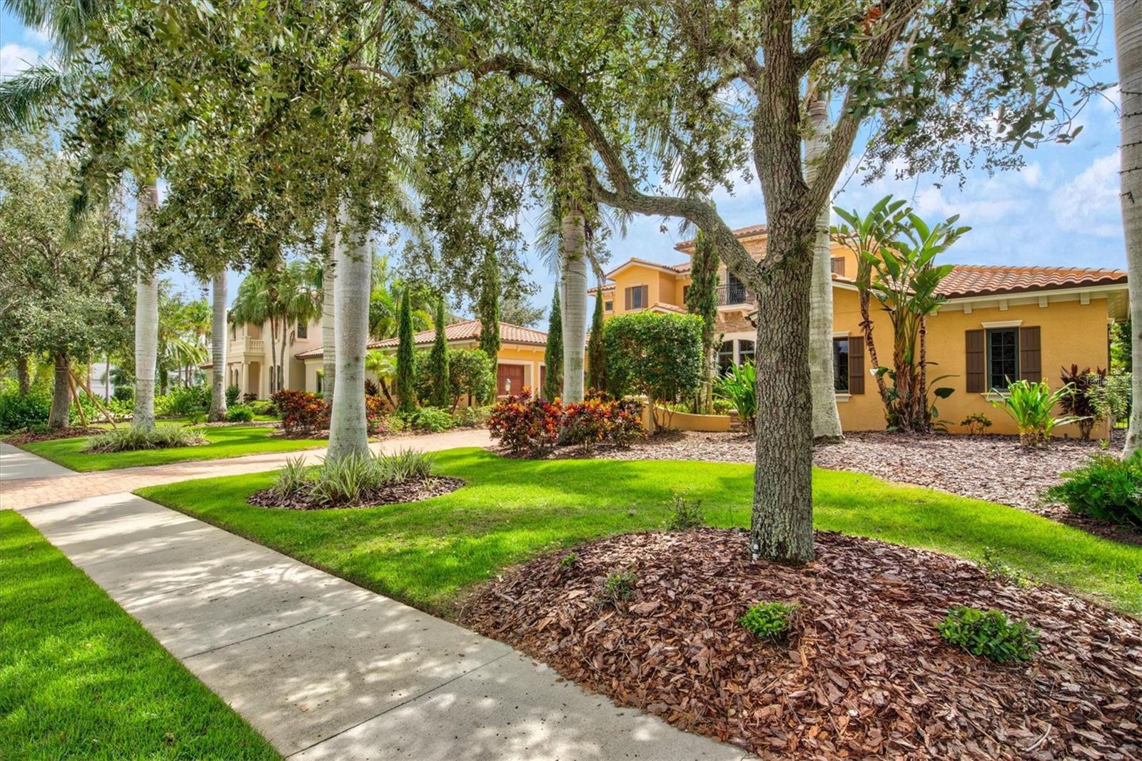 LAKE CLUB PH I - Residential