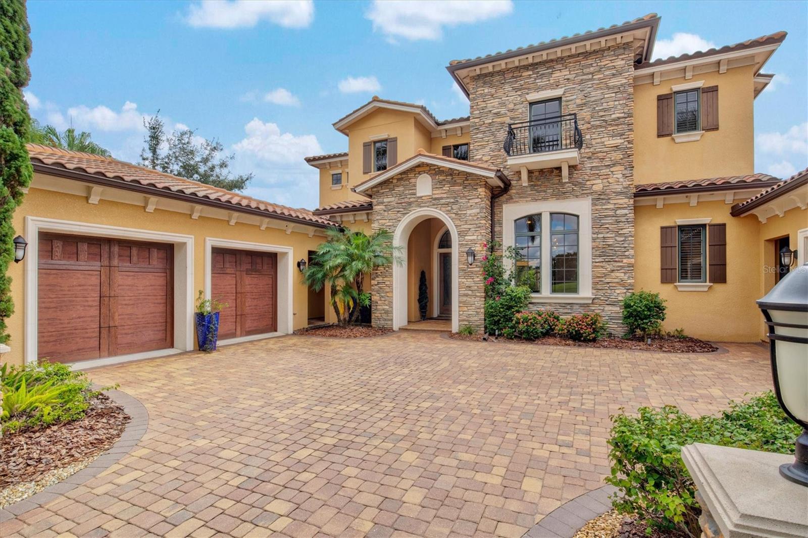 LAKE CLUB PH I - Residential