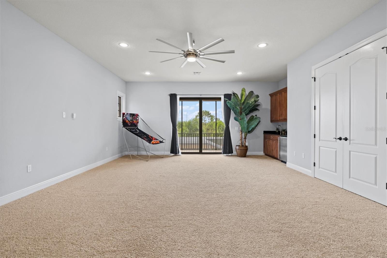 LAKE CLUB PH I - Residential