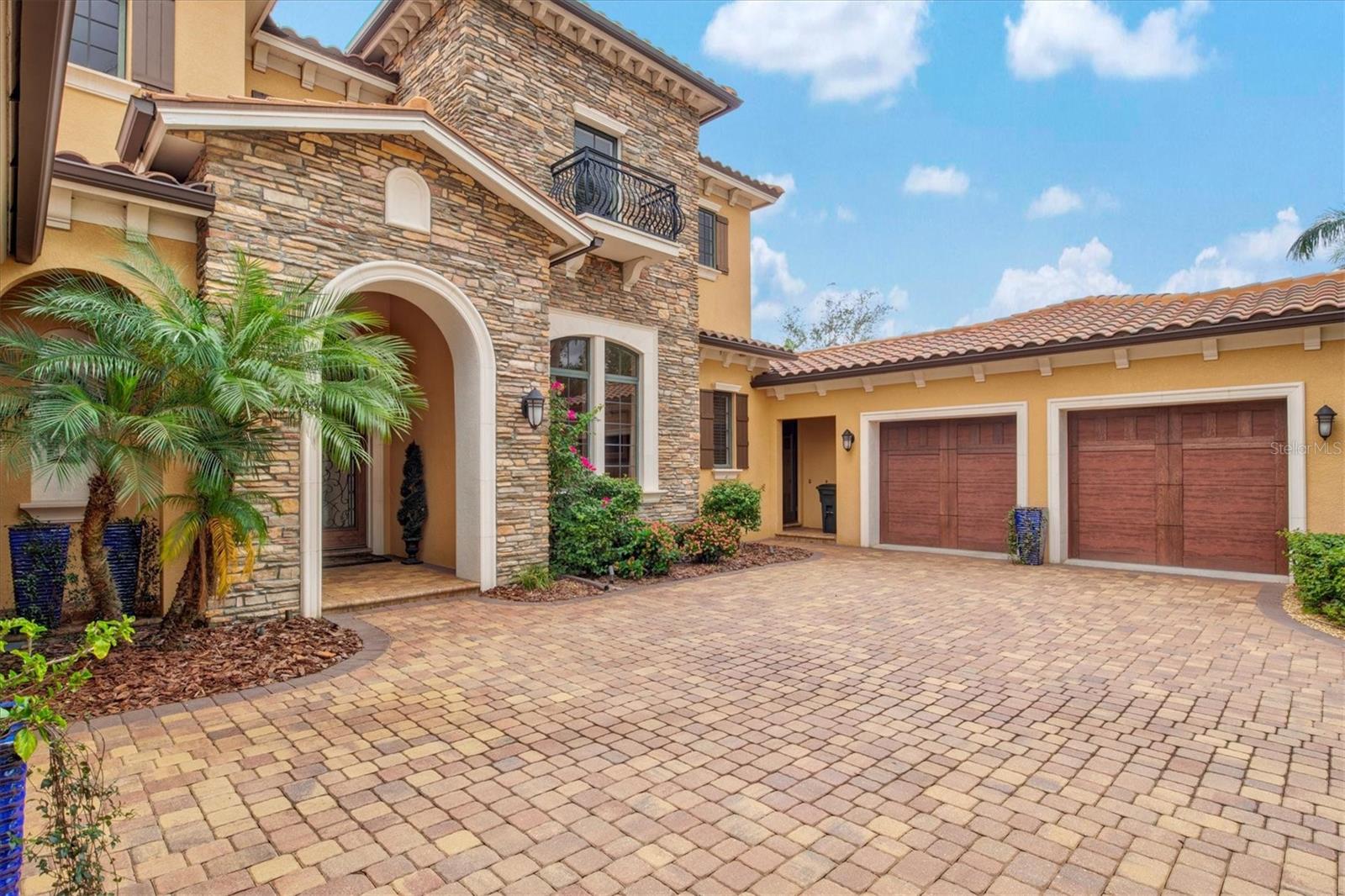 LAKE CLUB PH I - Residential