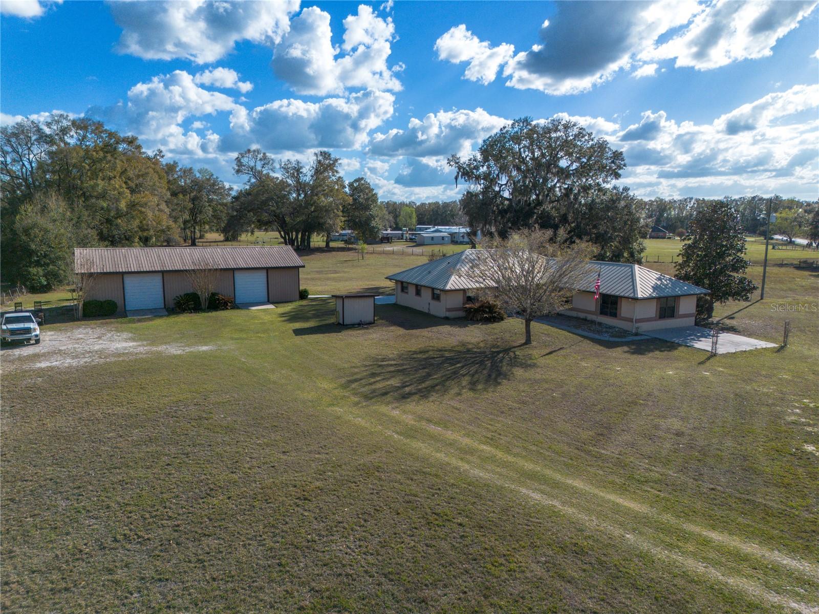 REDFIELD - Residential