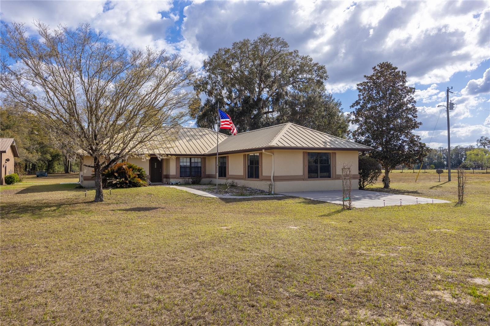 REDFIELD - Residential