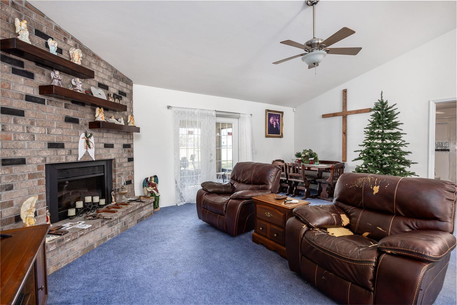 REDFIELD - Residential