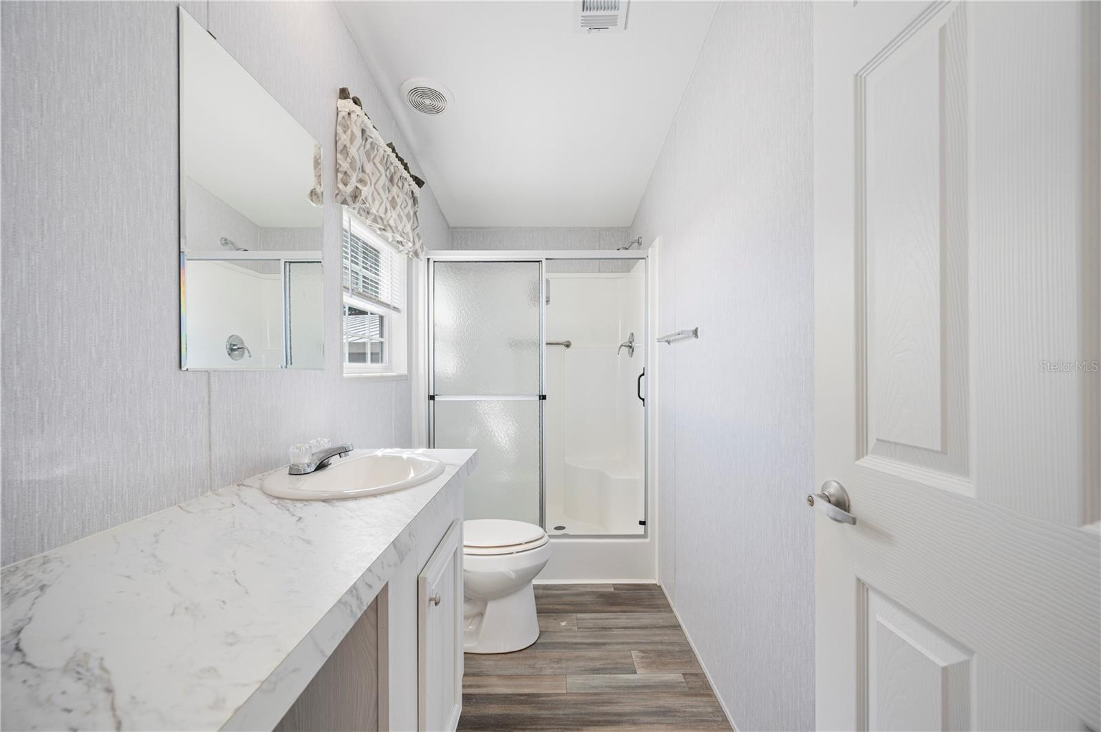 SADDLEBAG LAKE - Residential