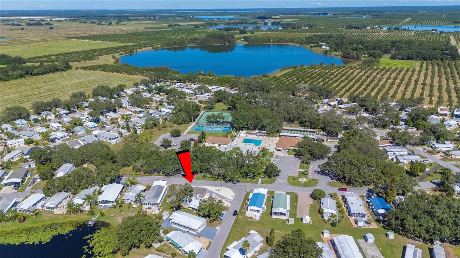 SADDLEBAG LAKE - Residential