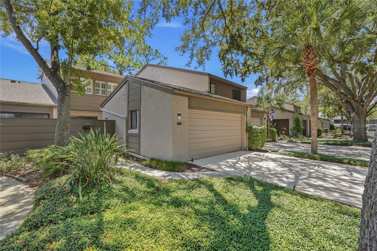 805 WESTWIND LANE
