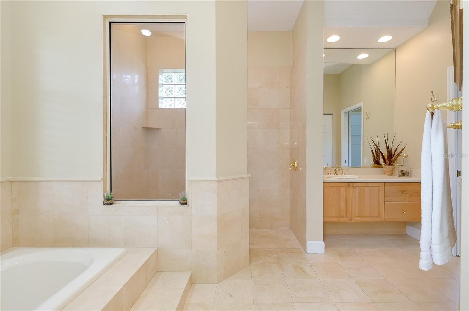 ROSEDALE 7 - Residential