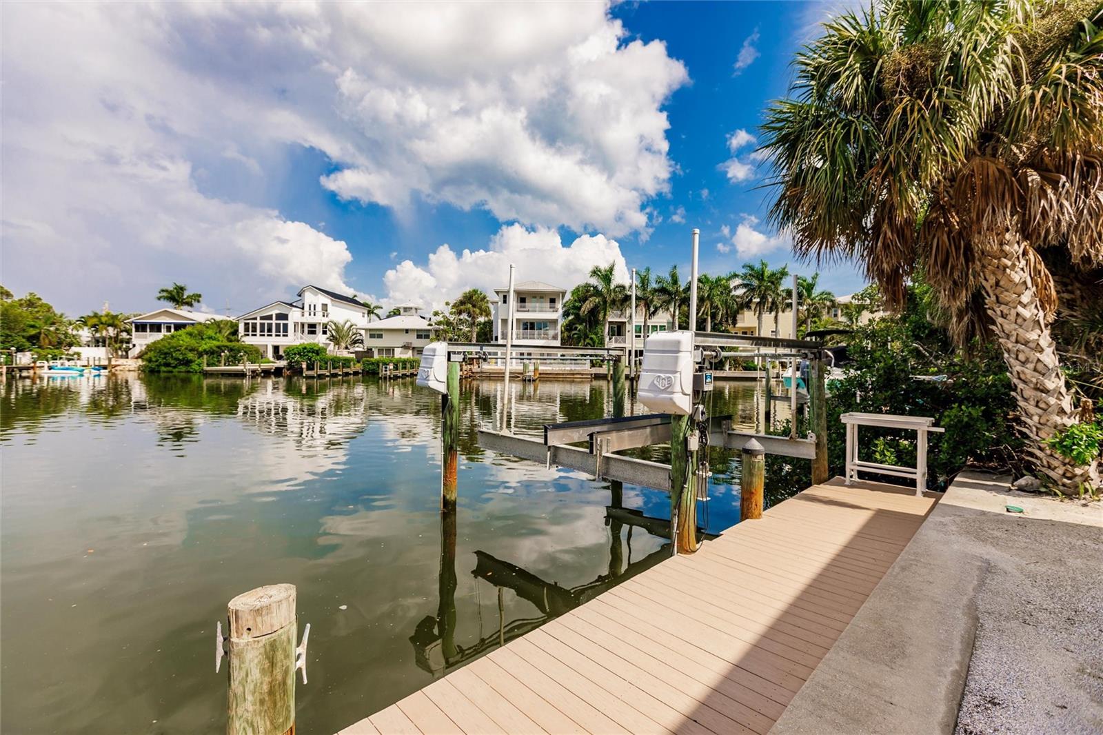 LAKE LA VISTA REP - Residential