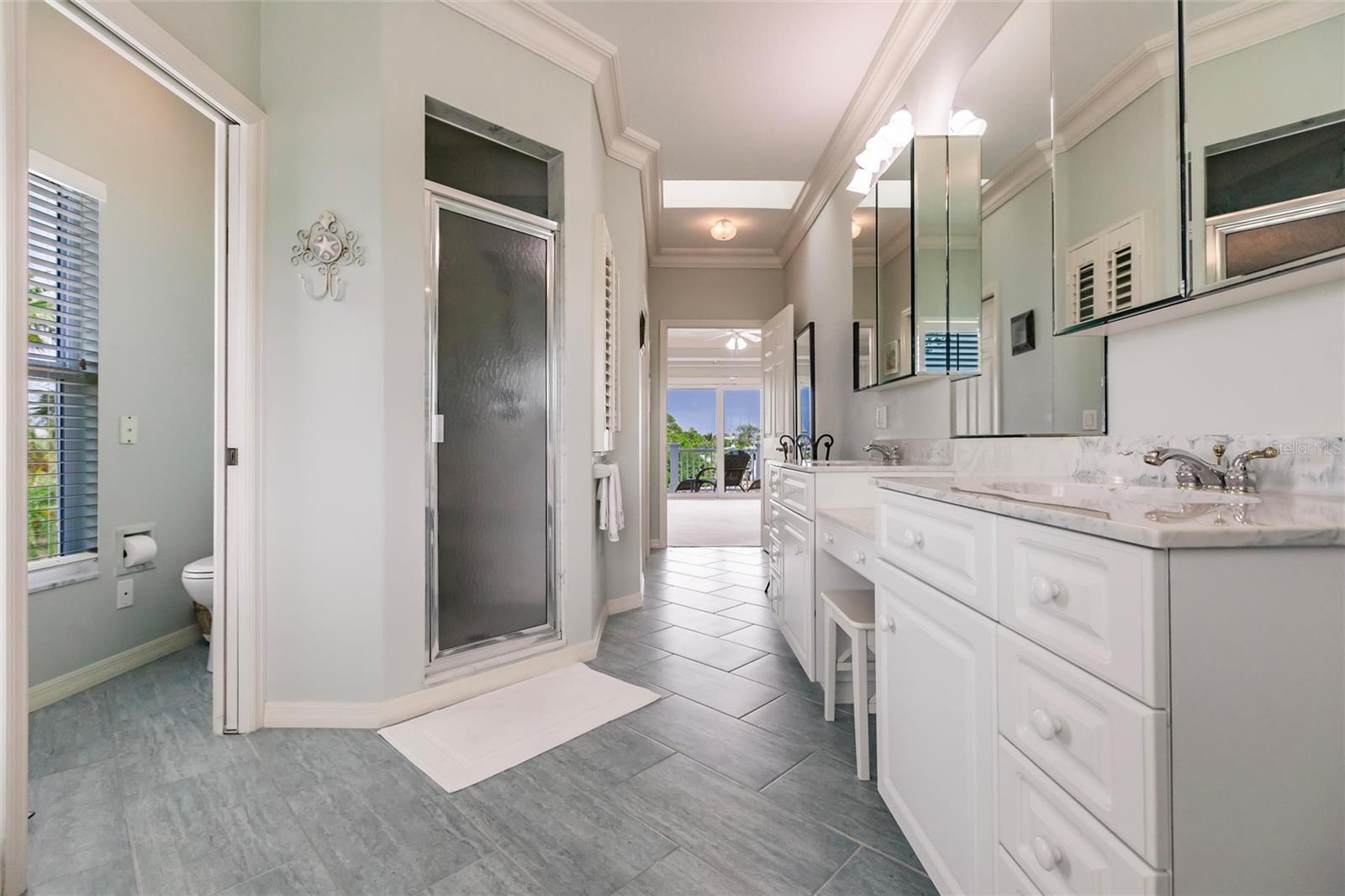 LAKE LA VISTA REP - Residential