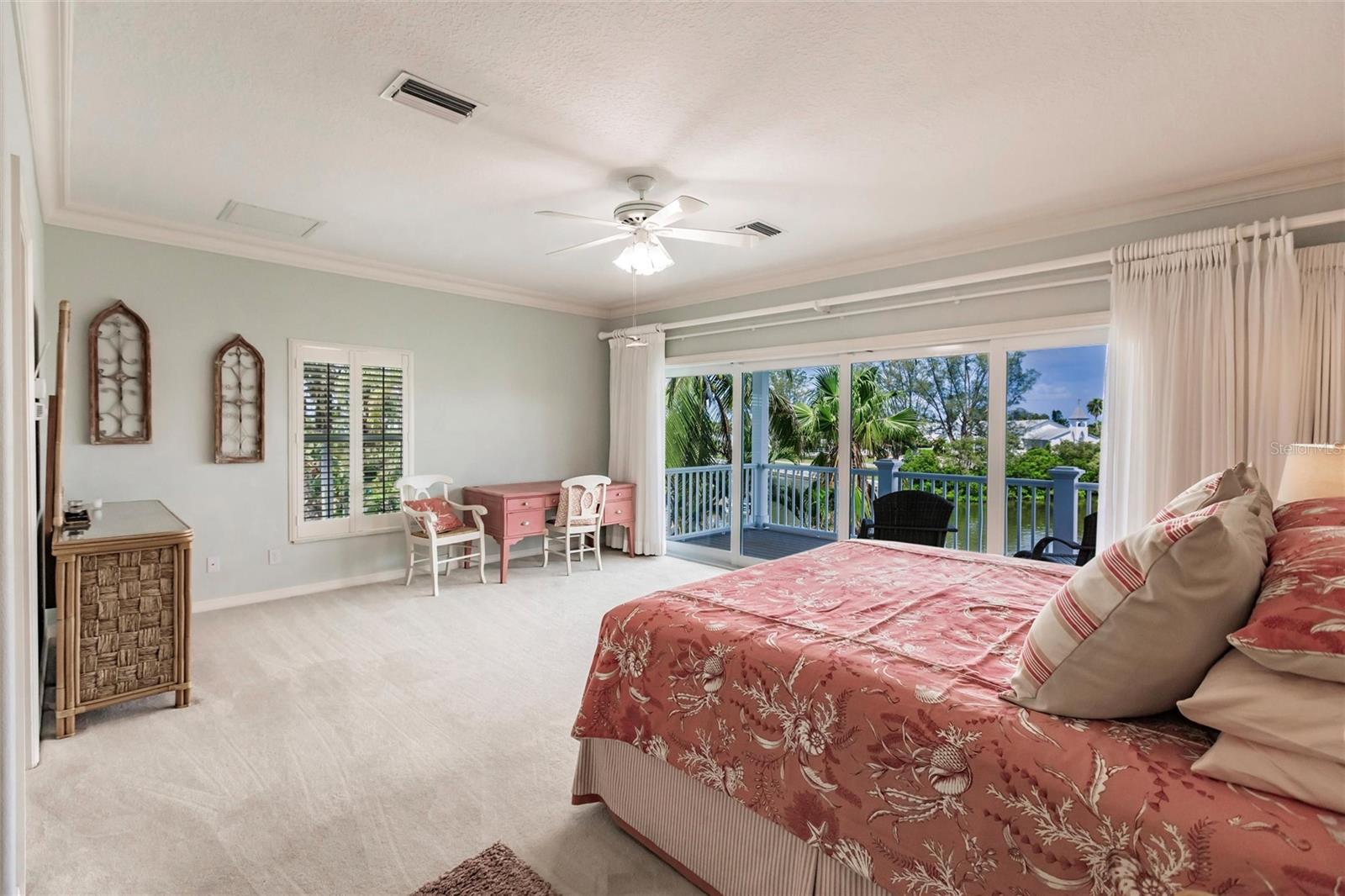 LAKE LA VISTA REP - Residential