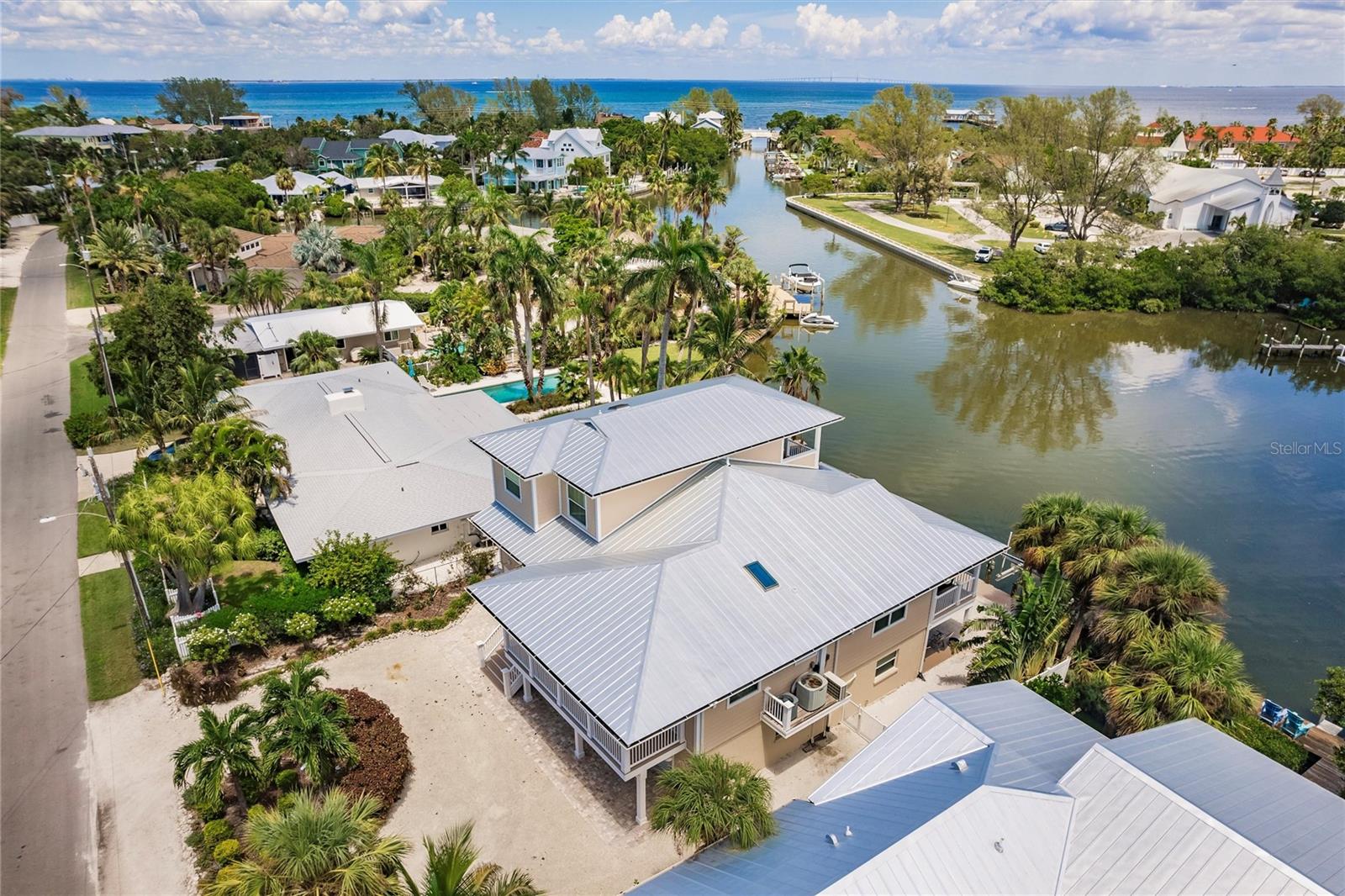 LAKE LA VISTA REP - Residential