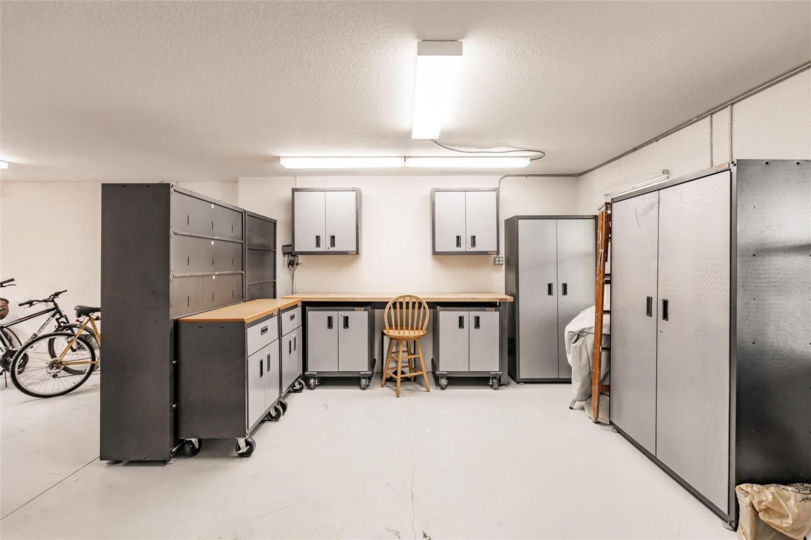 LAKE LA VISTA REP - Residential