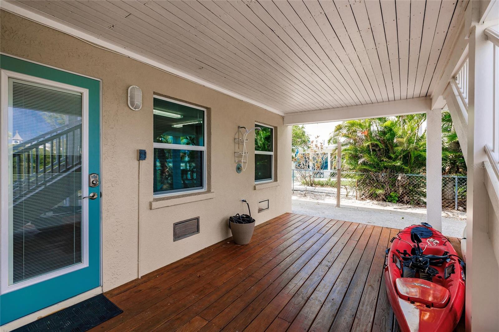 LAKE LA VISTA REP - Residential